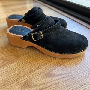 EUC Re/Done suede and wood clogs